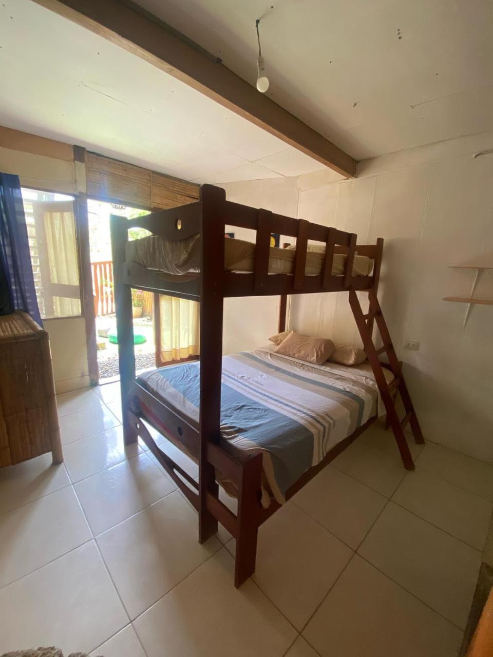 Wiracocha Hostal 만코라 외부 사진
